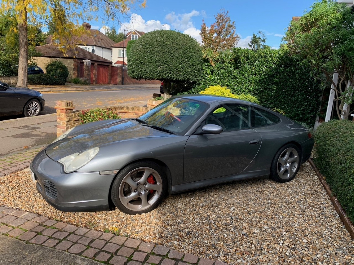 2004 Porsche 911 Image 1